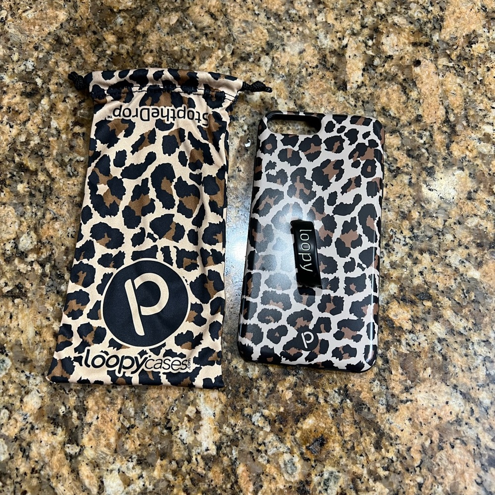 Leopard iPhone 8plus loopy case